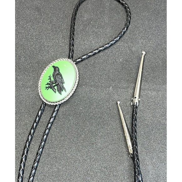Steampunk Green Black Raven Cameo Pendant Crow Lariat Bolo Tie Gothic Men Xmas - Picture 3 of 6